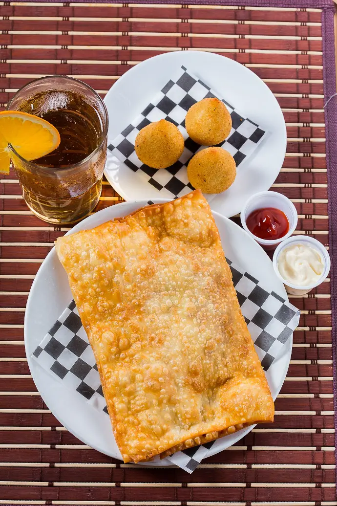 River Road Cafe, café in Bridgeport, Richmond BC