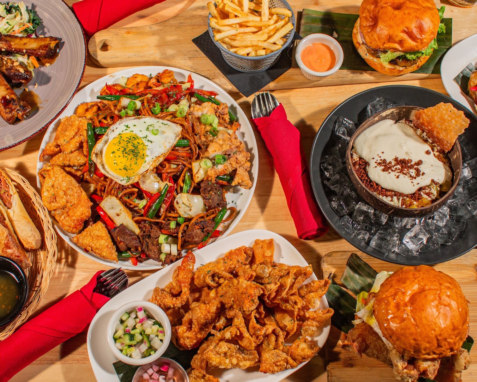 HALINÁ Modern Filipino Kitchen + Bar, restaurant in Richmond BC